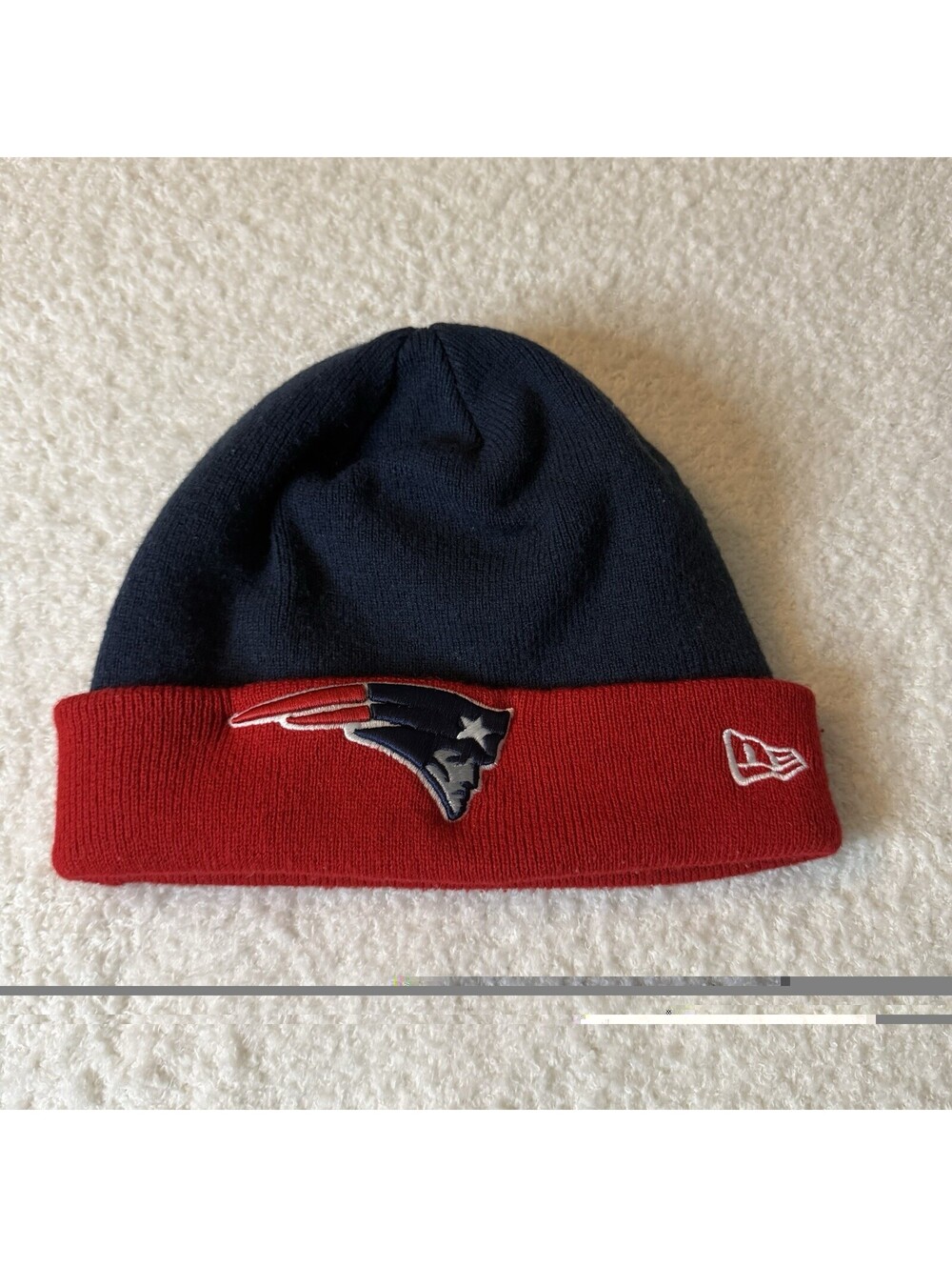 New England Patriots New Era NFL Knit Cuffed Beanie Red Navy Logo One Size